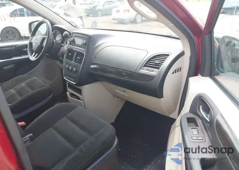 2015 Dodge Grand Caravan American Value Pkg z USA, uszkodzony, nr VIN 2C4RDGBG1FR681928